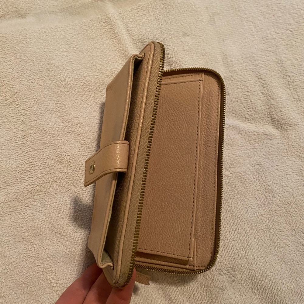 Wallet - Picture 2 of 4